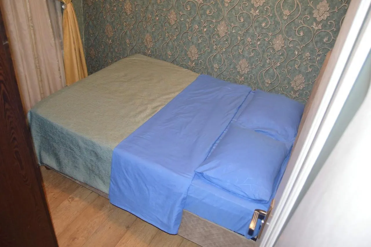 Квартира На Первой Линии Моря Batumi Apartment